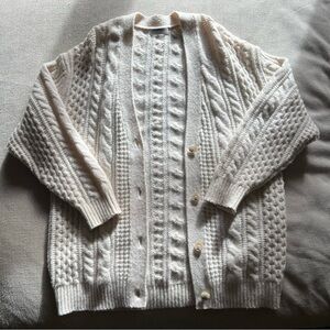 Aritzia Babaton Cardigan